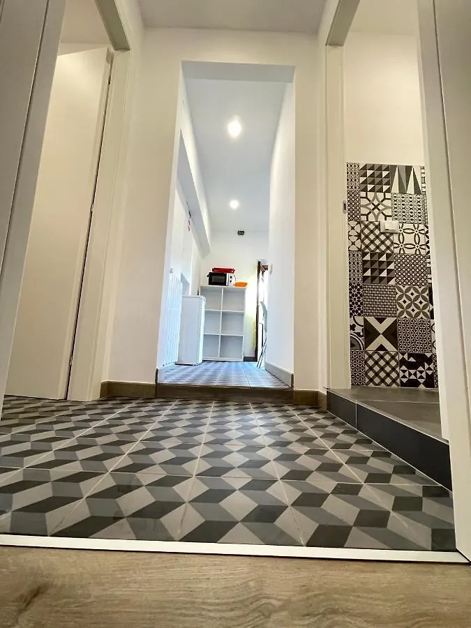 Smart Silver Apartment Central Bérgamo