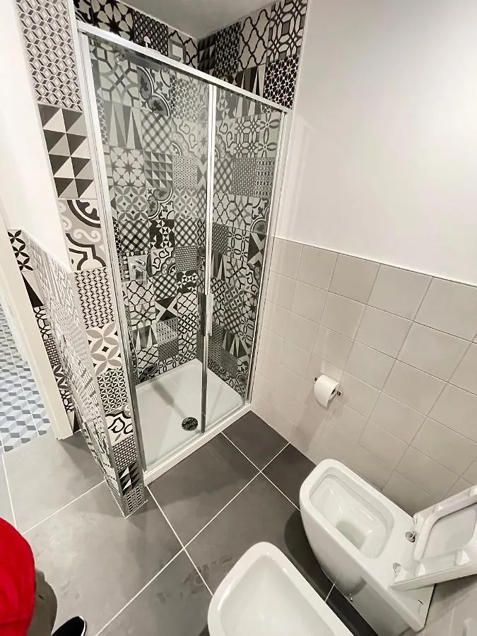 Smart Silver Apartment Central Bérgamo 0*,