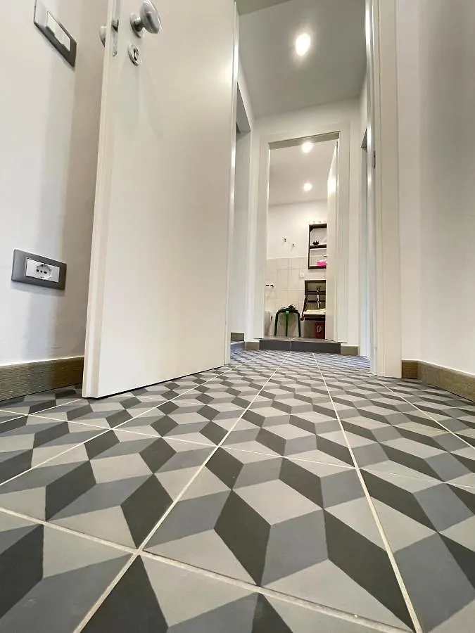 Smart Silver Apartment Central Bérgamo