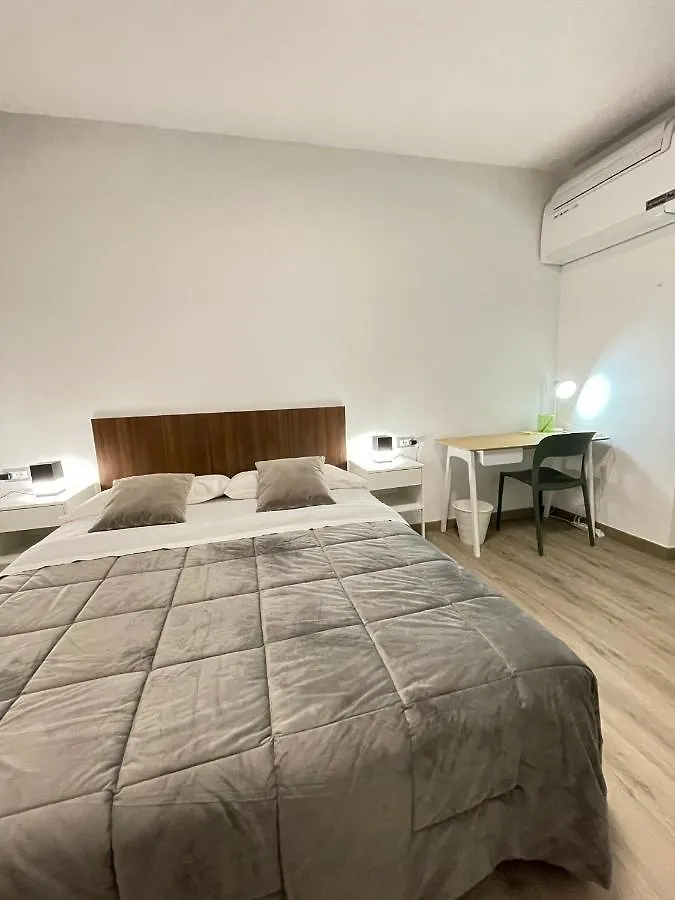 Smart Silver Apartment Central Bérgamo Itália