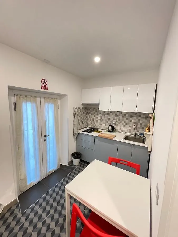 Smart Silver Apartment Central Bérgamo 0*,  Itália