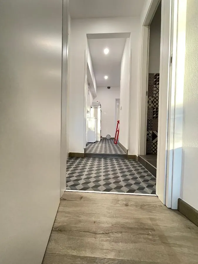 Smart Silver Apartment Central Bérgamo Itália