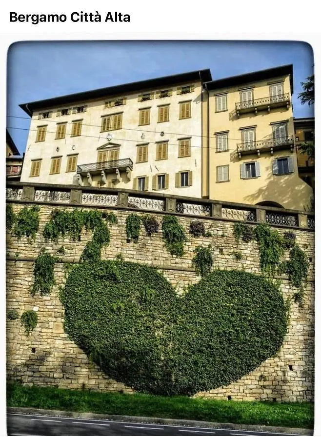 Smart Silver Apartment Central Bérgamo